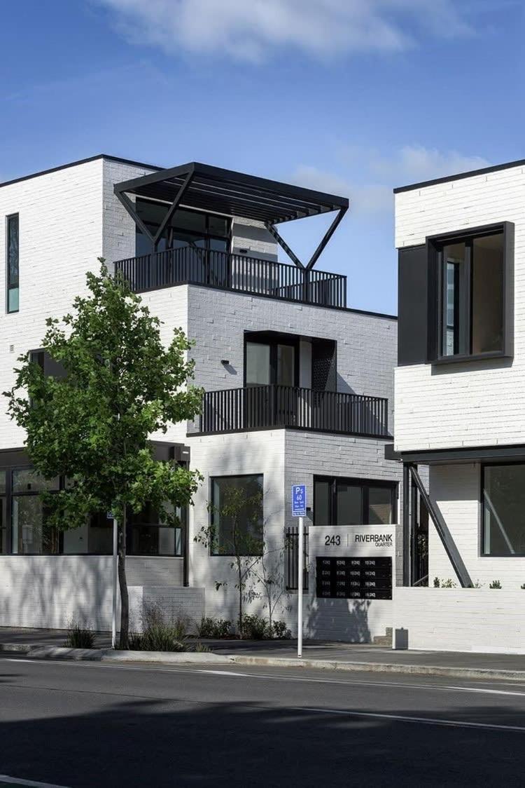 Chic And Contemporary Living At Cambridge Terrace Villa Christchurch Eksteriør bilde
