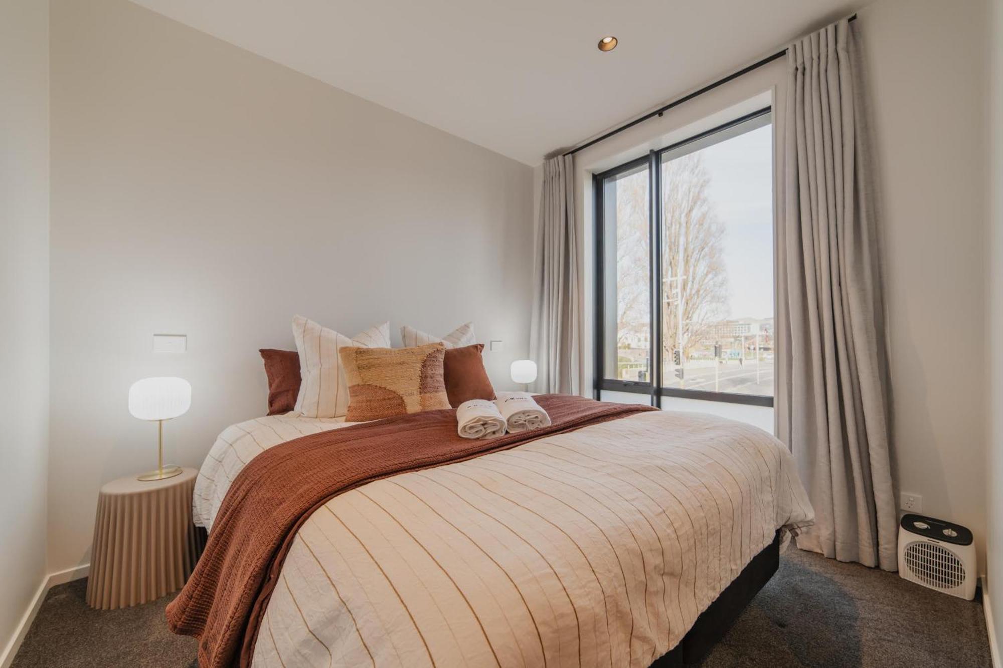 Chic And Contemporary Living At Cambridge Terrace Villa Christchurch Eksteriør bilde