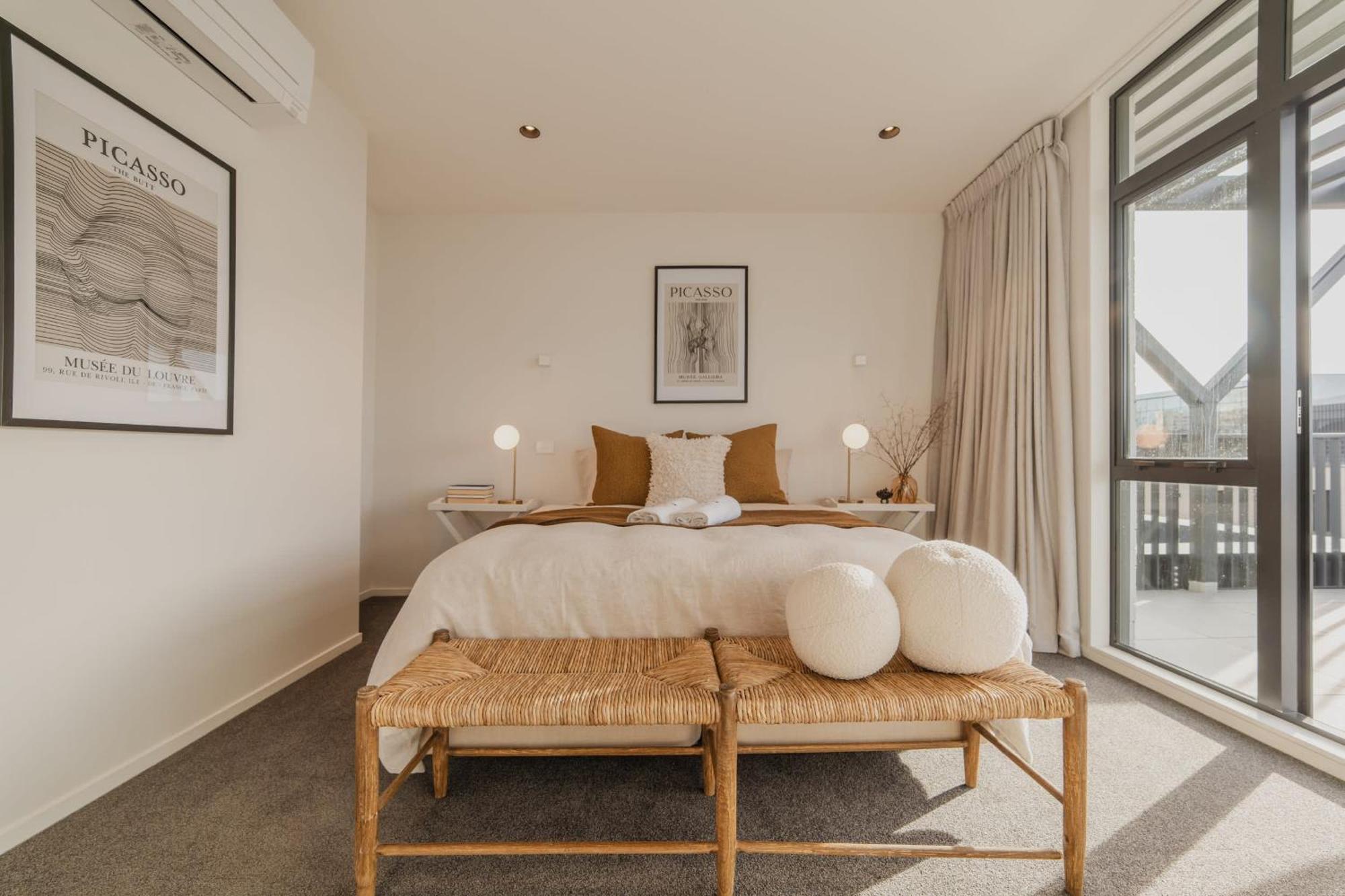 Chic And Contemporary Living At Cambridge Terrace Villa Christchurch Eksteriør bilde